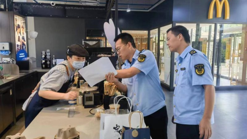 坚果炒货加盟代理：揭秘行业背后的秘密