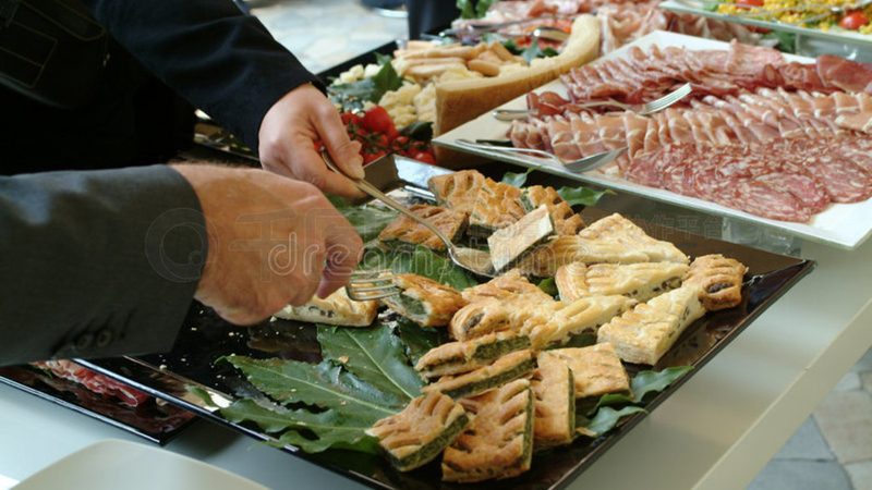 米面制品代工合同：规避风险，保障权益**